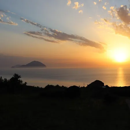 - Tramonto Sul Mare Vila *