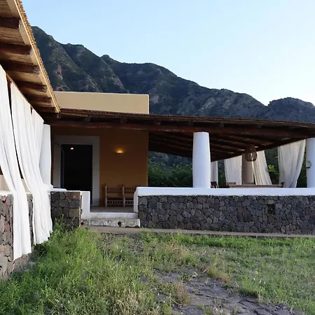 - Tramonto Sul Mare * Pollara